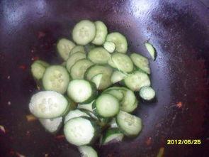 青瓜吊瓜能吃吗怎么吃视频,视频教你轻松上手