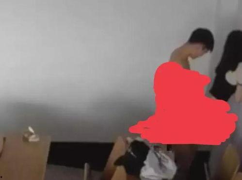 大学生视频吃瓜,大学生视频吃瓜，揭秘校园生活趣味瞬间