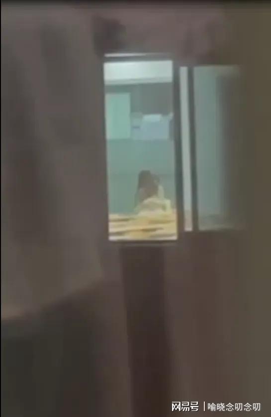 四川吃瓜学生事件视频,校园冲突背后的网络热议与反思